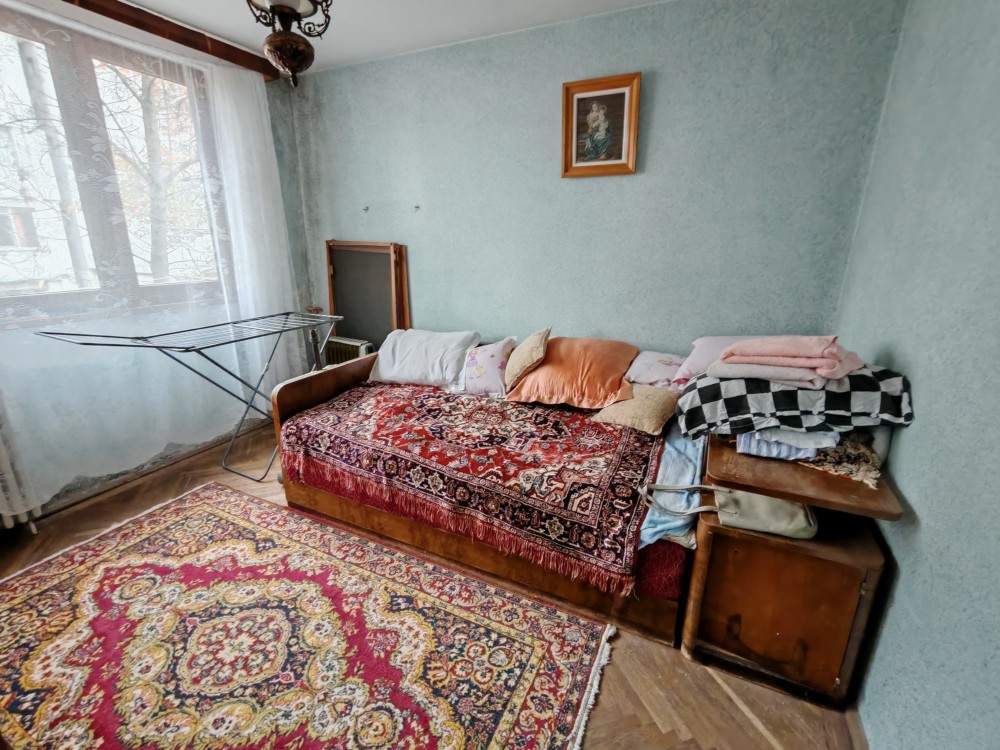 Apartament 3 camere Tiglina I
